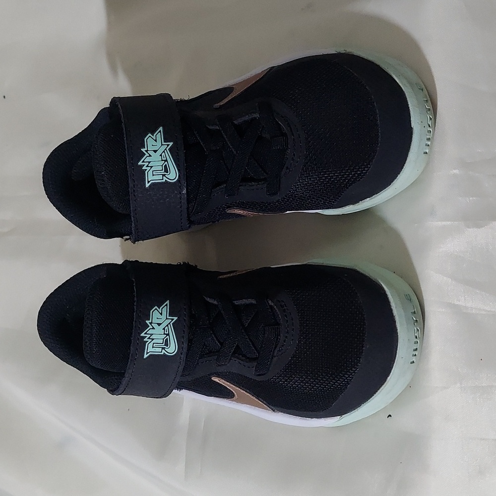 Boys Nike sneakers